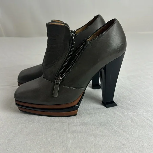 John Fluevog heels - Picture 2 of 7